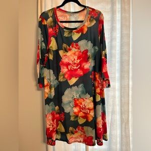 Dark green dress with orange flowers 2xl